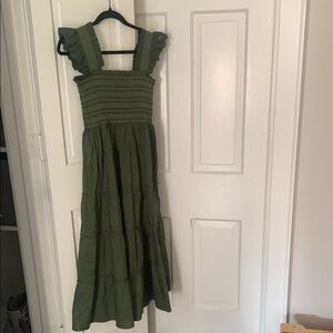 Elegant Olive Green Sleeveless Dress